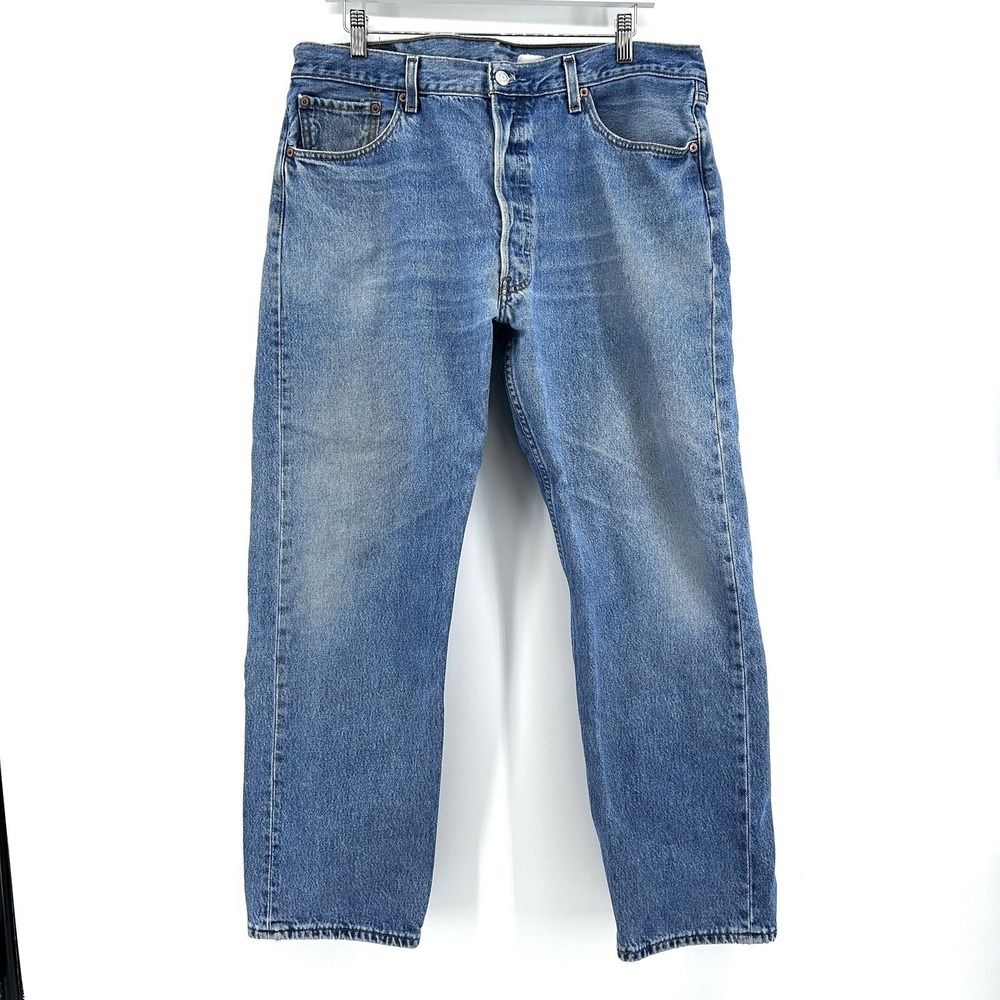 Vintage Levis 501 Straight Leg Jeans Mens 38x30 Medium Wash Classic Denim